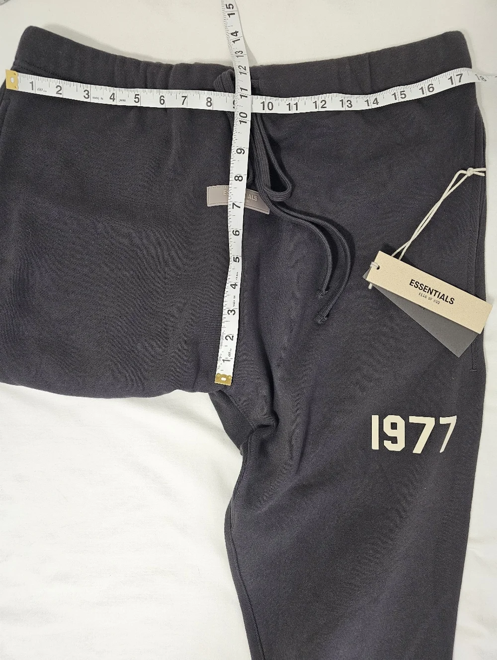 Essentials Fear of God 1977 Sweatpants Men’s Large Black Joggers - Picture 8 of 9